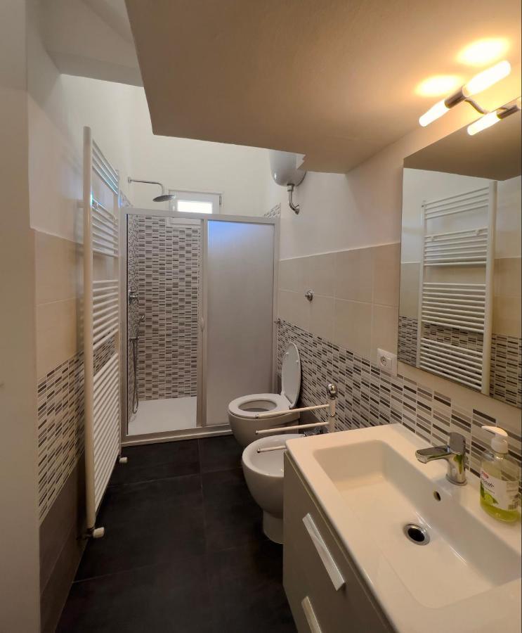 לדיספולי Casa Vacanze La Dimora Allegra מראה חיצוני תמונה