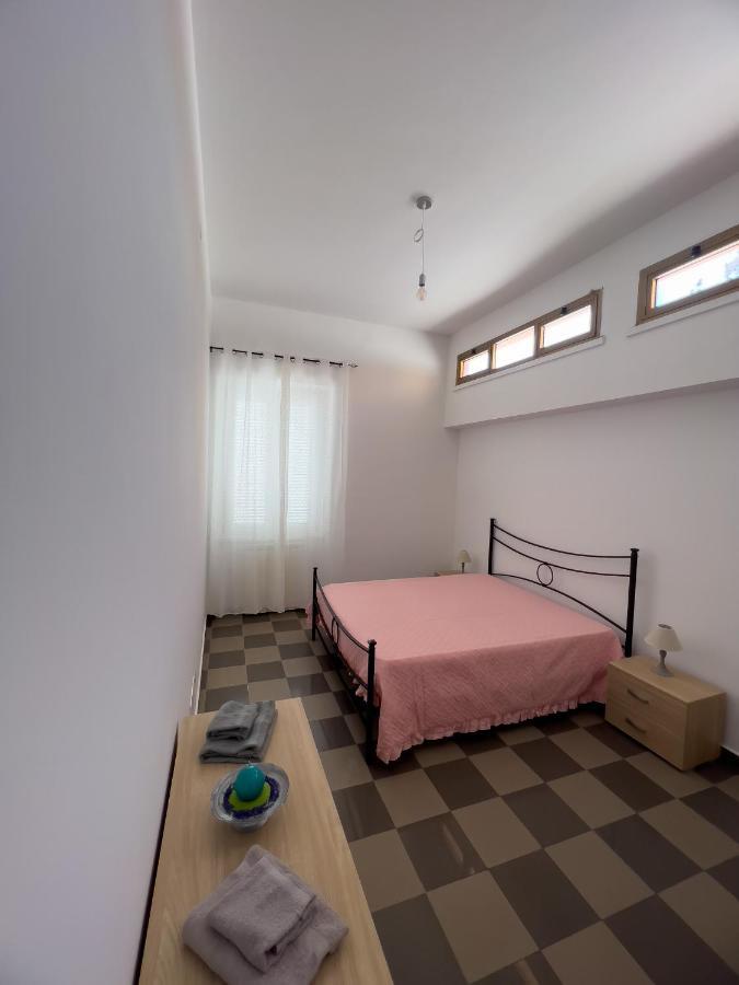 לדיספולי Casa Vacanze La Dimora Allegra מראה חיצוני תמונה